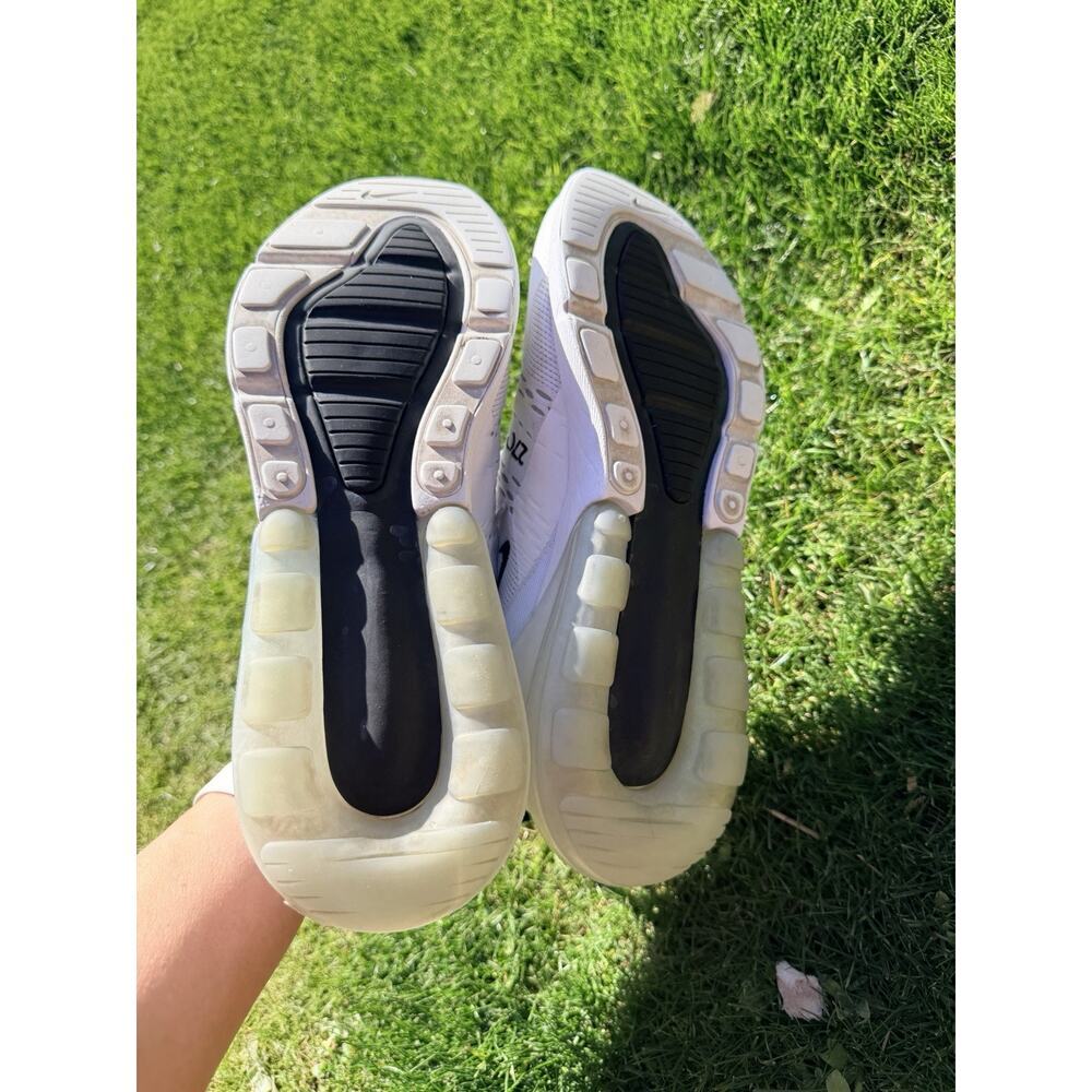 Mens Size 9 Nike Air Max 270 Low White Black Sneakers AH8050 100 - Picture 5 of 5
